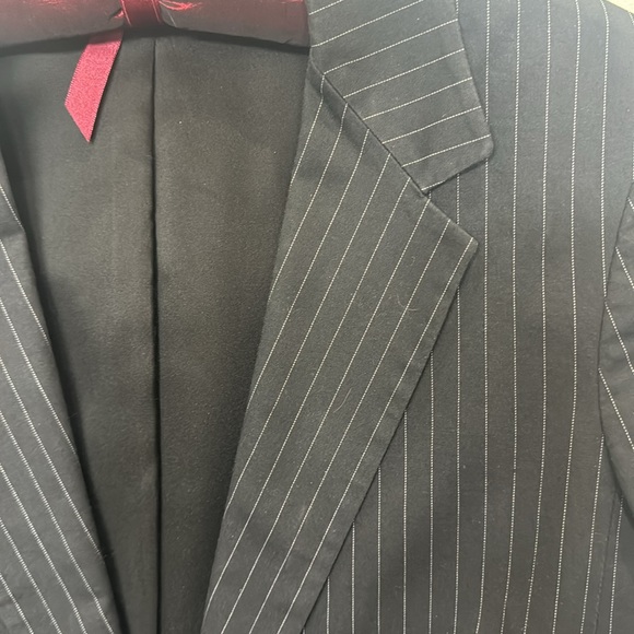 Theory Pinstriped Blazer Size Large - Picture 12 of 12